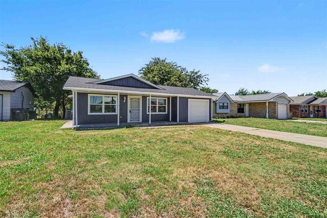 4620 NW Ozmun Ave, Lawton, OK 73505