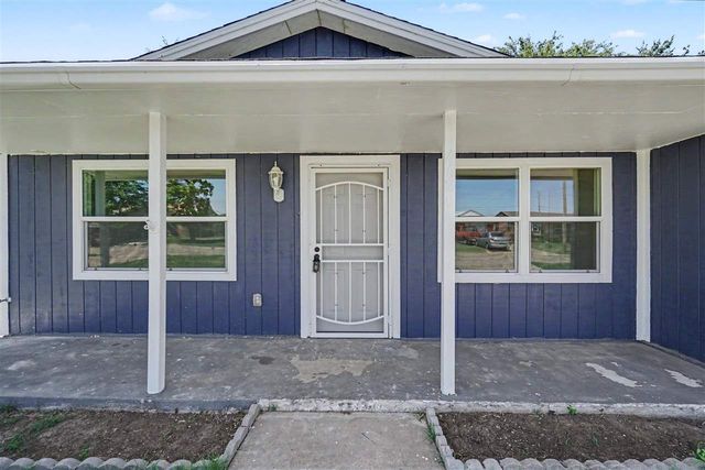 4620 NW Ozmun Ave, Lawton, OK 73505