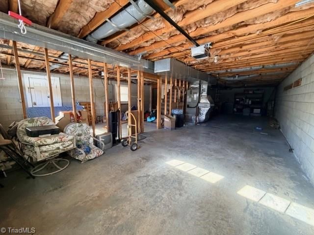 6210 Herinhut Road, Winston-salem, NC 27127