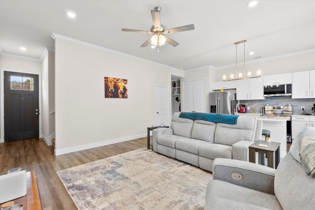 6329 Mason Court, Dallas, TX 75227