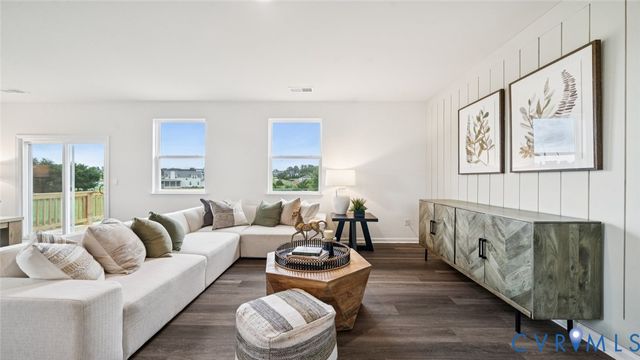 4211 Eagle Dr, Hopewell, VA 23860