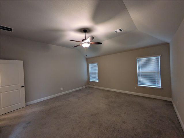 1720 Whispering Trail Drive, Waxahachie, TX 75165