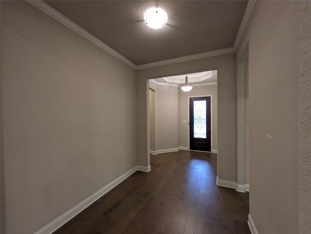 1720 Whispering Trail Drive, Waxahachie, TX 75165