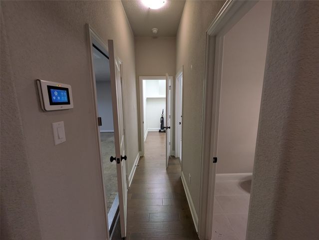 1720 Whispering Trail Drive, Waxahachie, TX 75165