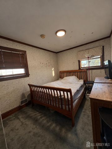 9 Barlow Road, Edison, NJ 08817