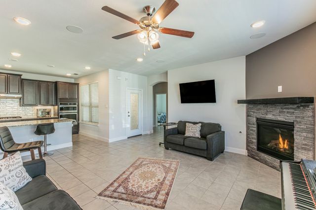 7217 Willow Thorne Drive, Little Elm, TX 76227