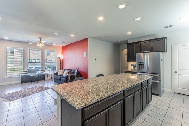 7217 Willow Thorne Drive, Little Elm, TX 76227