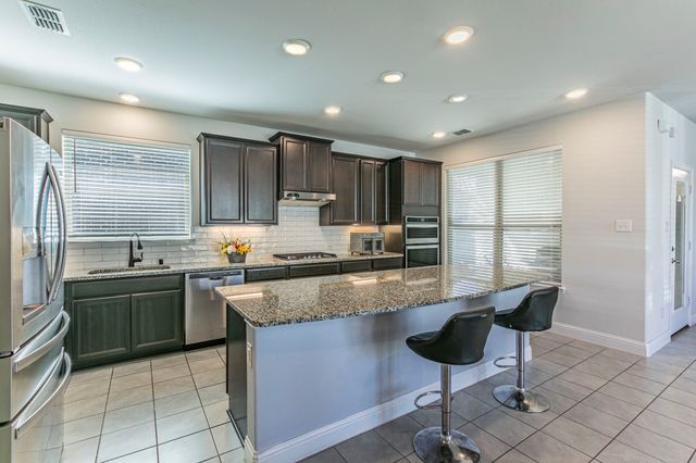 7217 Willow Thorne Drive, Little Elm, TX 76227