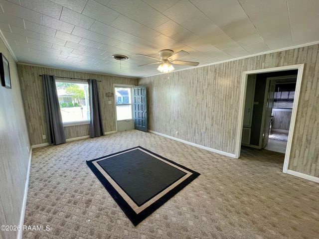 111 W Andrus Avenue, Opelousas, LA 70570