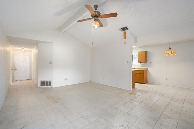 2614 Aylesbury LN, Austin, TX 78745