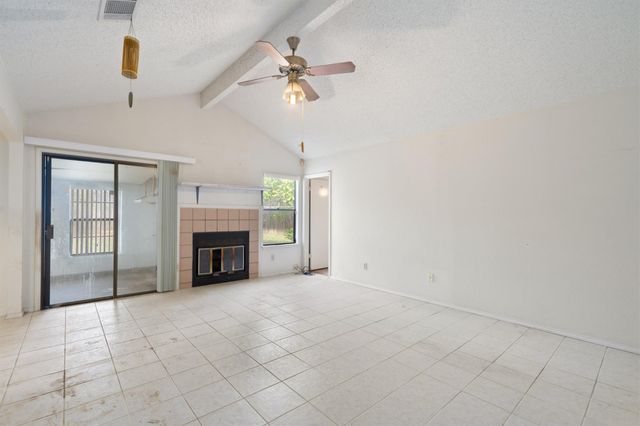 2614 Aylesbury LN, Austin, TX 78745