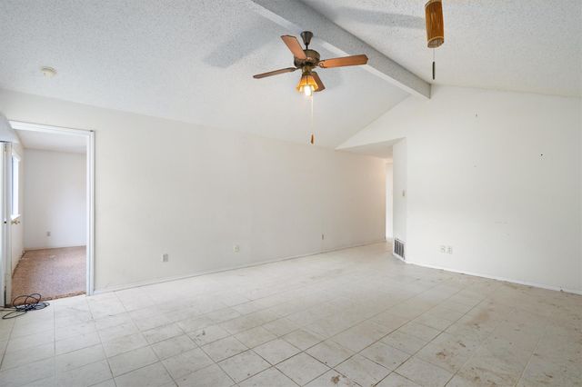 2614 Aylesbury LN, Austin, TX 78745
