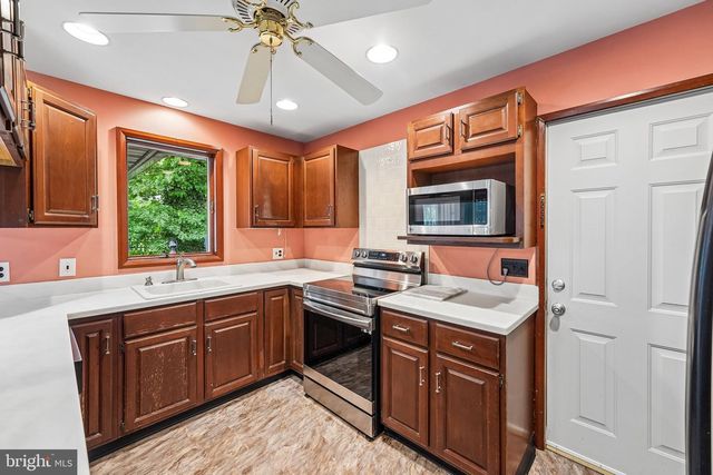 1113 VILSMEIER RD, Lansdale, PA 19446