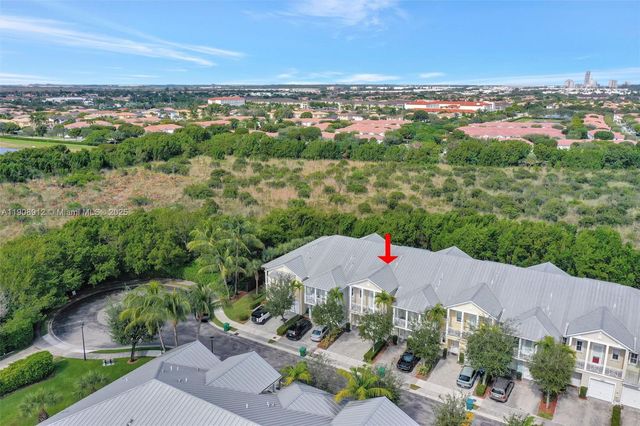 10867 NW 76th Ln, Doral, FL 33178