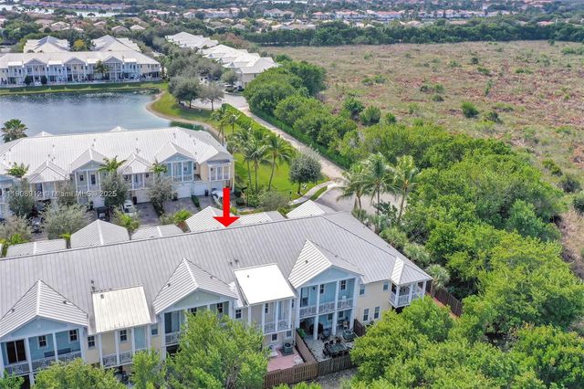 10867 NW 76th Ln, Doral, FL 33178