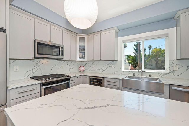 3160 1st Ave, Sacramento, CA 95817