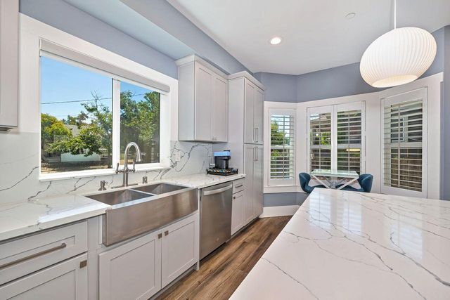3160 1st Ave, Sacramento, CA 95817