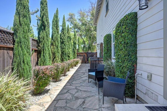 3160 1st Ave, Sacramento, CA 95817