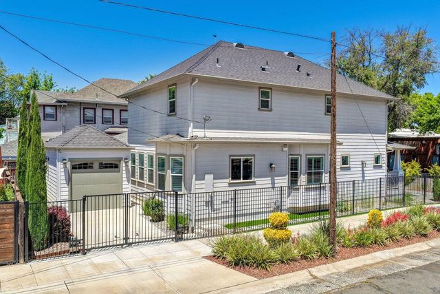 3160 1st Ave, Sacramento, CA 95817
