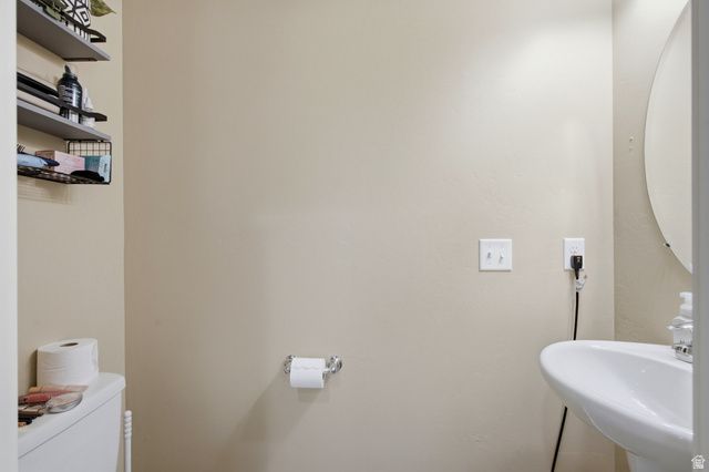 127 E RIVER BEND RD, Saratoga Springs, UT 84045