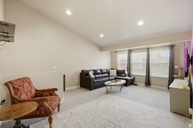 127 E RIVER BEND RD, Saratoga Springs, UT 84045