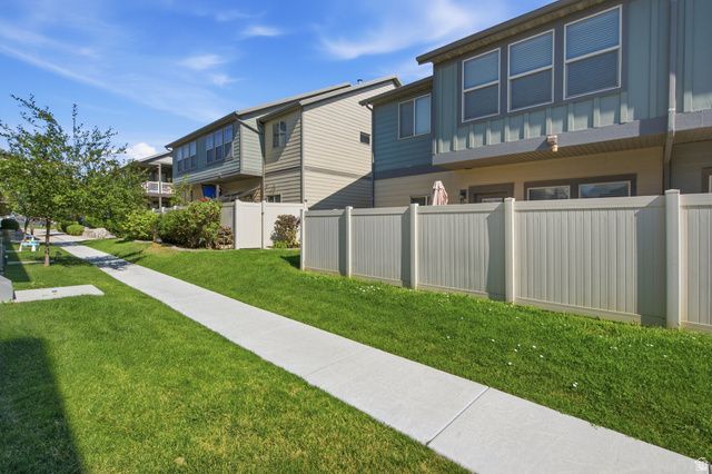 127 E RIVER BEND RD, Saratoga Springs, UT 84045