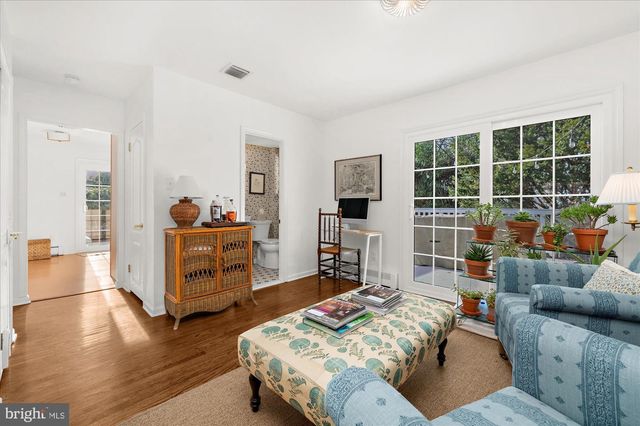 604 OLDE FARM RD, Media, PA 19063