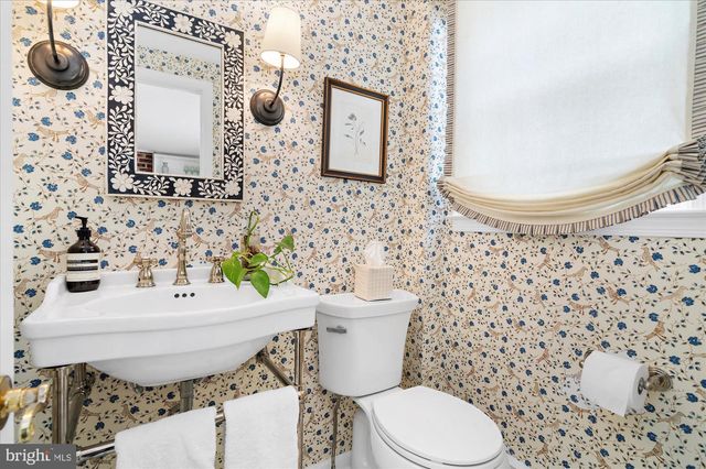 604 OLDE FARM RD, Media, PA 19063