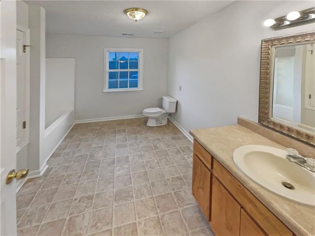 2855 W Highway 166, Carrollton, GA 30117