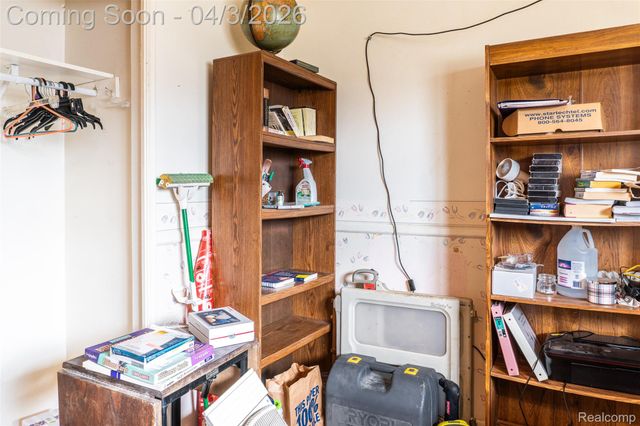 1187 Juneau Road, York Charter Township, MI 48198