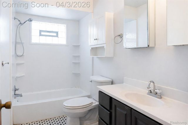 1187 Juneau Road, York Charter Township, MI 48198