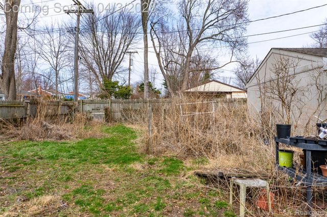 1187 Juneau Road, York Charter Township, MI 48198