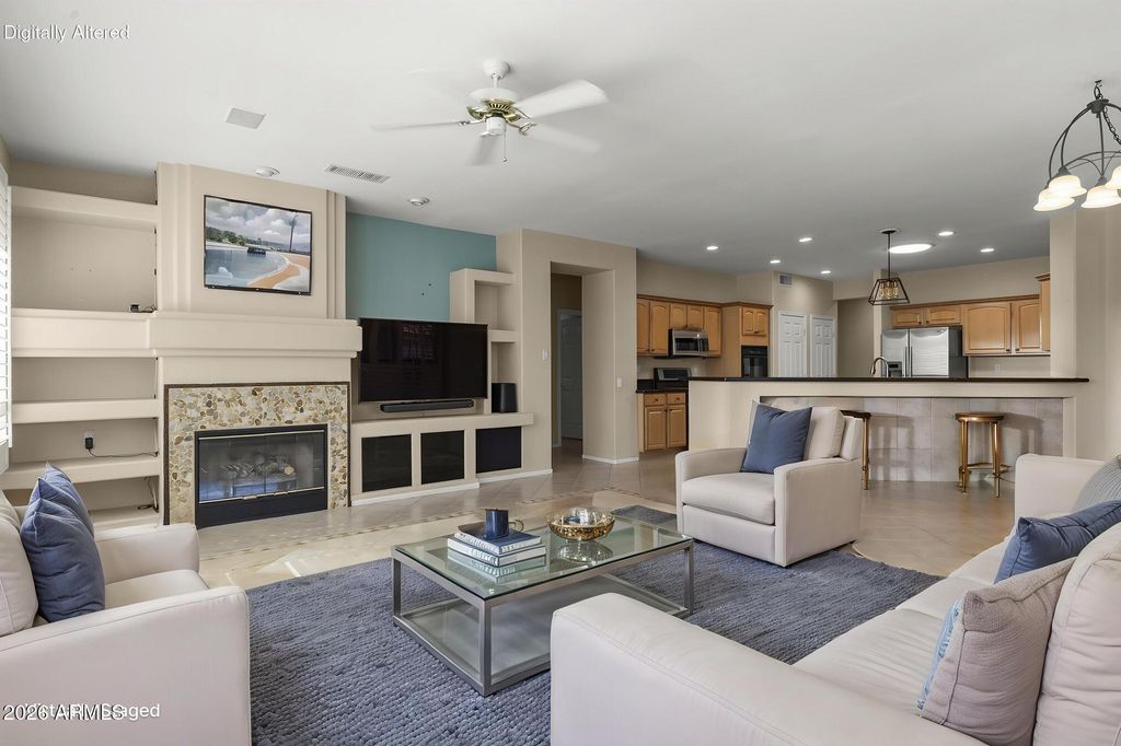 Image 9 of property listing at 16262 W TAMARACK Lane, Surprise, AZ 85374