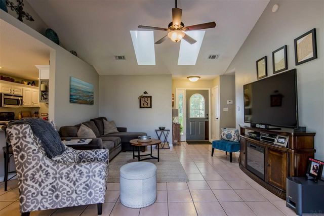 7111 Nelson Street, Navarre, FL 32566