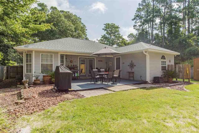 7111 Nelson Street, Navarre, FL 32566