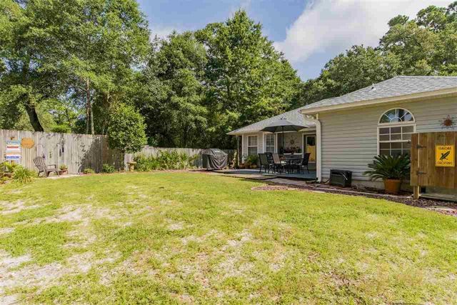 7111 Nelson Street, Navarre, FL 32566