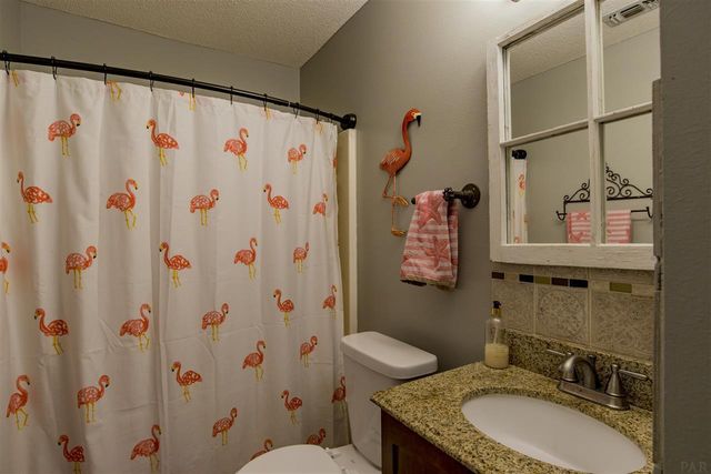 7111 Nelson Street, Navarre, FL 32566