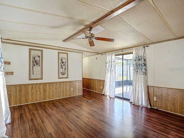 4907 DACCA DRIVE, Tampa, FL 33619