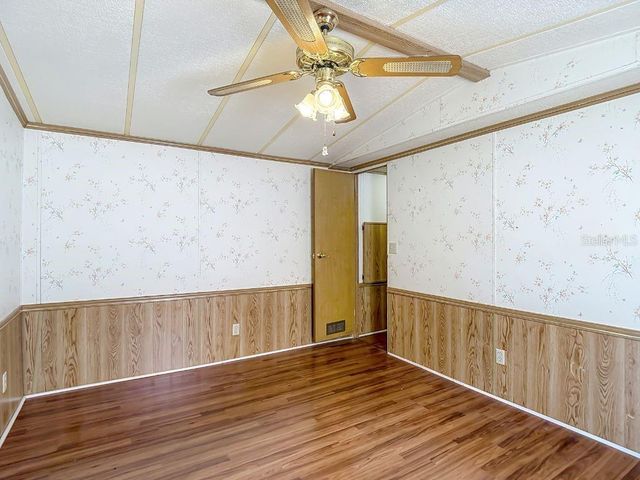 4907 DACCA DRIVE, Tampa, FL 33619