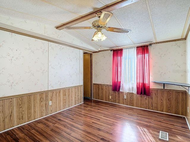 4907 DACCA DRIVE, Tampa, FL 33619