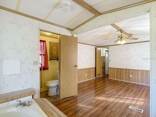 4907 DACCA DRIVE, Tampa, FL 33619