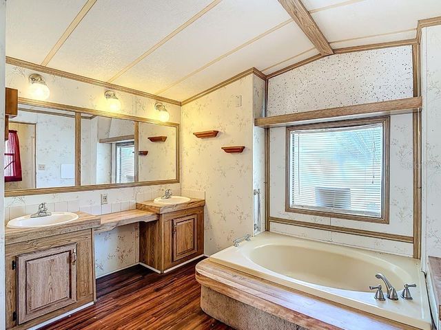 4907 DACCA DRIVE, Tampa, FL 33619