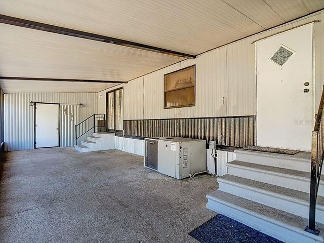 4907 DACCA DRIVE, Tampa, FL 33619