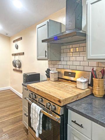 821 N East Street, Tipton, IN 46072