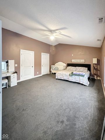 821 N East Street, Tipton, IN 46072