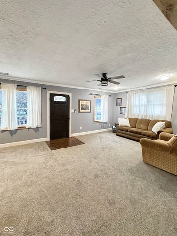 821 N East Street, Tipton, IN 46072