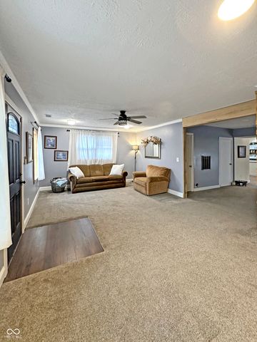 821 N East Street, Tipton, IN 46072