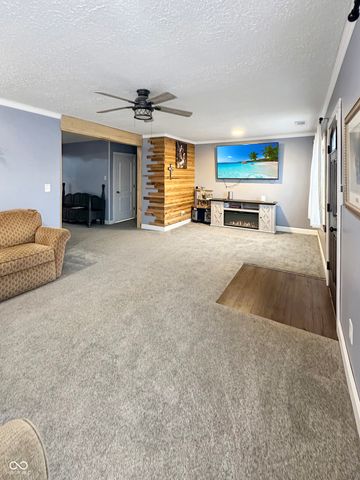 821 N East Street, Tipton, IN 46072