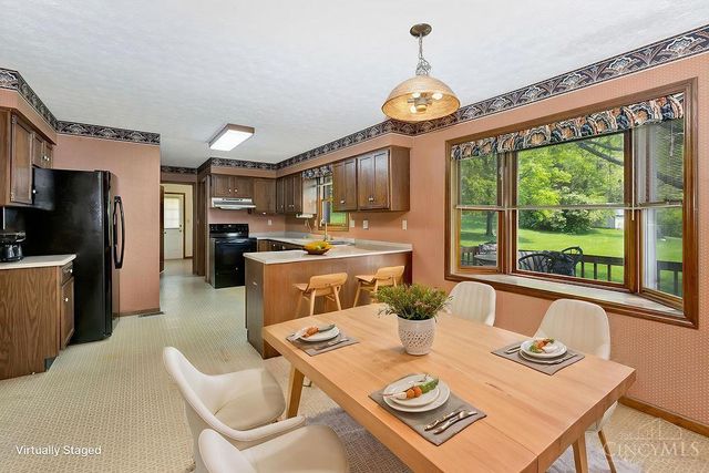 6895 Driftwood Lane, West Chester, OH 45241
