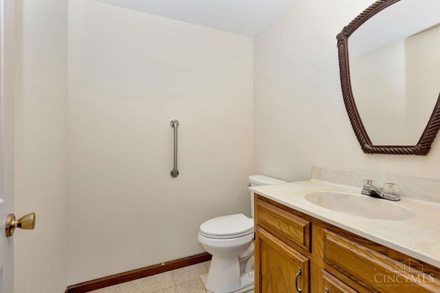 6895 Driftwood Lane, West Chester, OH 45241